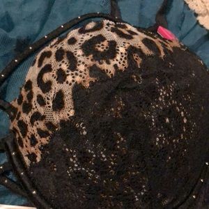 NWT Cheetah/black lace Date Push up bra